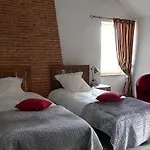Le Manoir Du Pas Jahan Bed & Breakfast Coueron