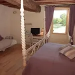 Le Manoir Du Pas Jahan Bed & Breakfast 3*
