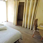 Le Manoir Du Pas Jahan Bed & Breakfast Coueron