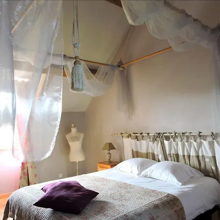 Le Manoir Du Pas Jahan Bed & Breakfast 3*