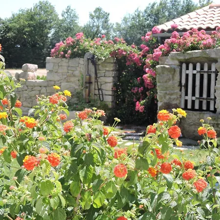 Le Manoir Du Pas Jahan Coueron