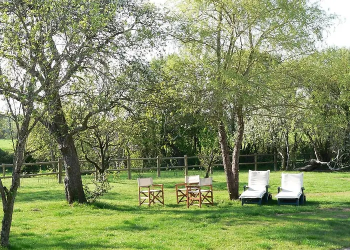 Le Manoir Du Pas Jahan Bed and breakfast 3*