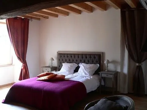 Le Manoir Du Pas Jahan Bed and breakfast Couëron